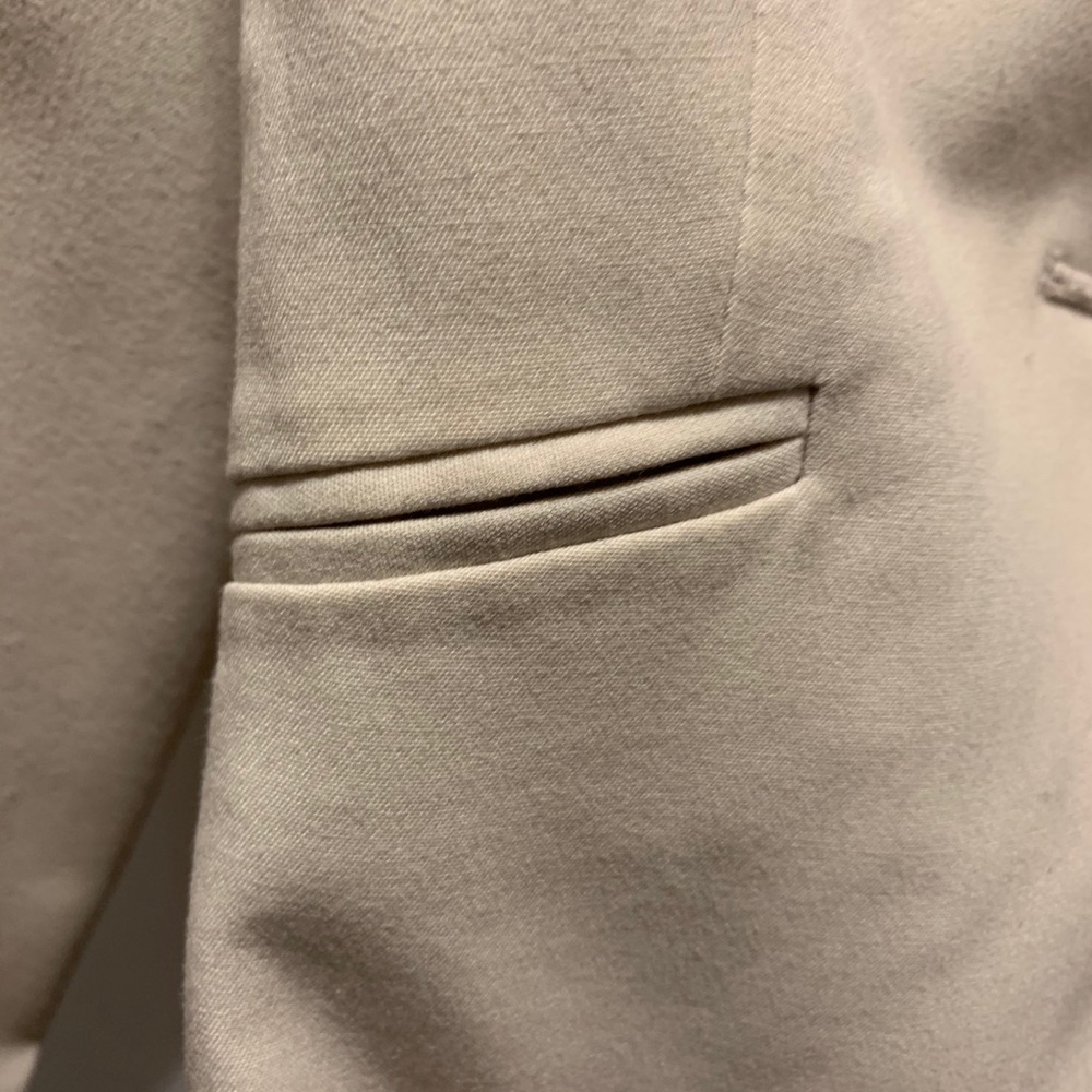 H&M preowned blazer - Picture 5 of 6